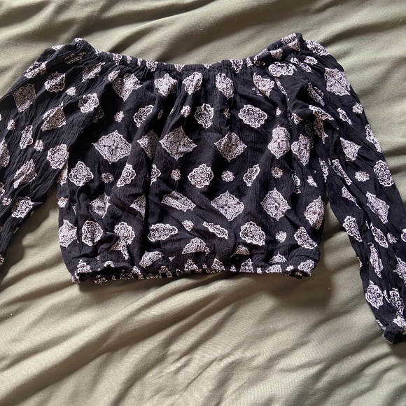 Boho off the shoulder top - Picture 4 of 8